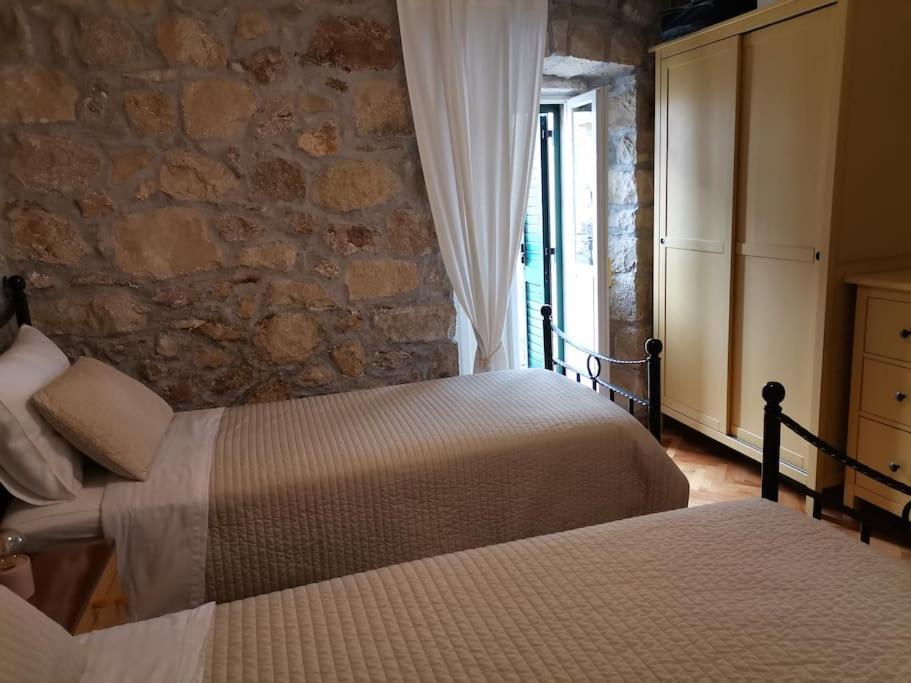 House Marineta - Makarska Promenade Appartement Buitenkant foto