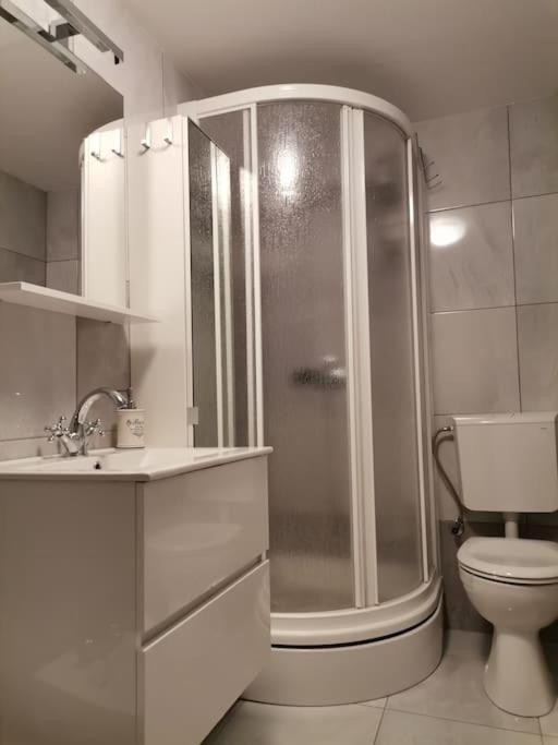 House Marineta - Makarska Promenade Appartement Buitenkant foto
